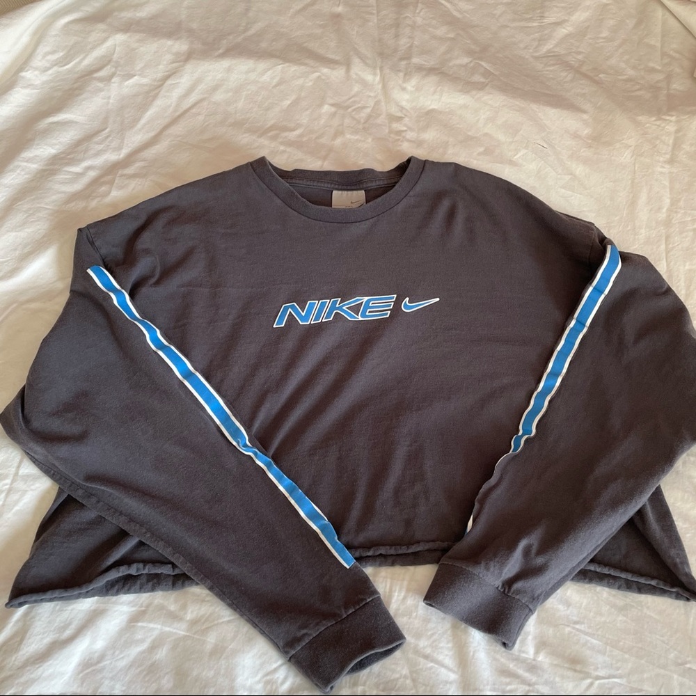 Vintage Nike Long sleeve crop top